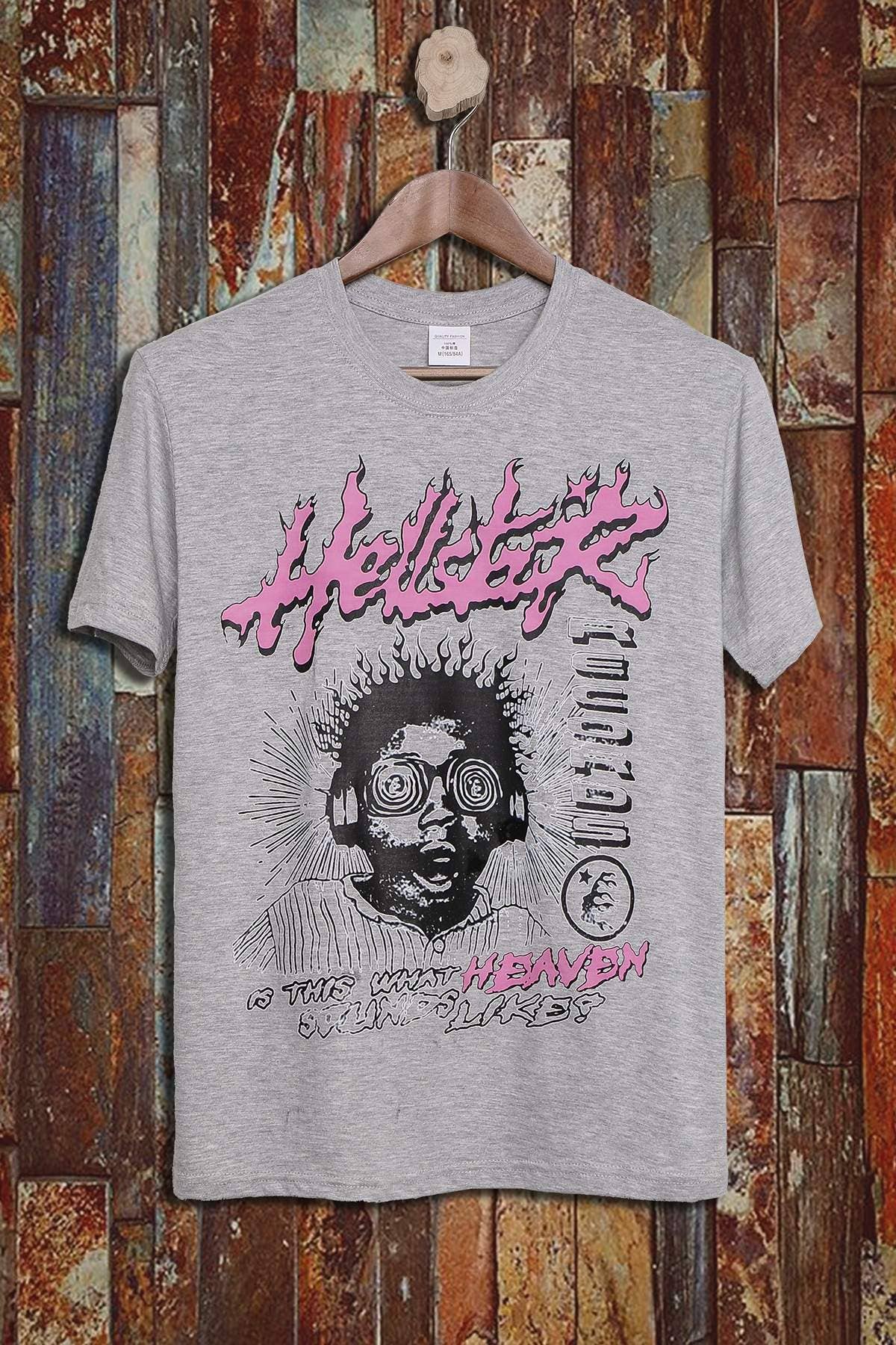 Graphic short sleeve t shirt